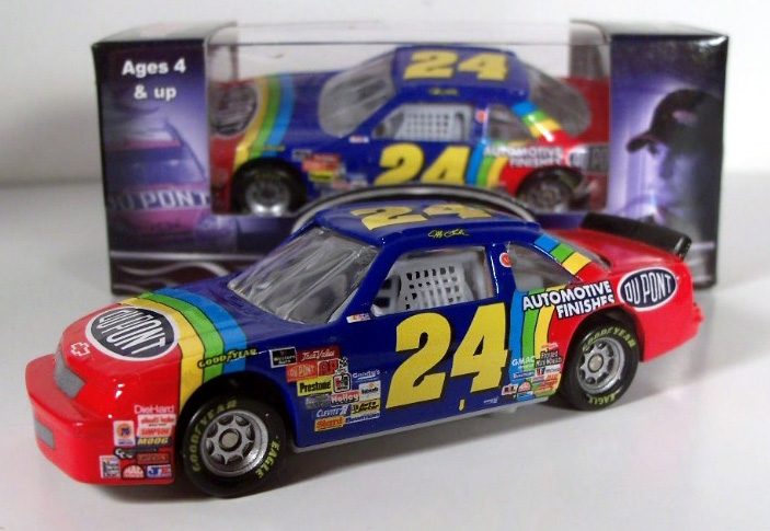 1992 Jeff Gordon #24 Dupont - 1st Cup Car 1/64 Diecast