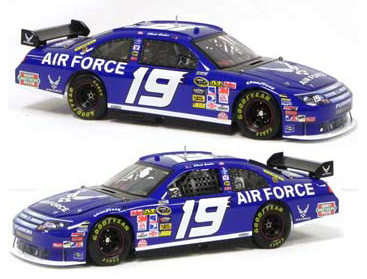 Elliott Sadler Diecast - Elliott Sadler NASCAR Diecast Cars
