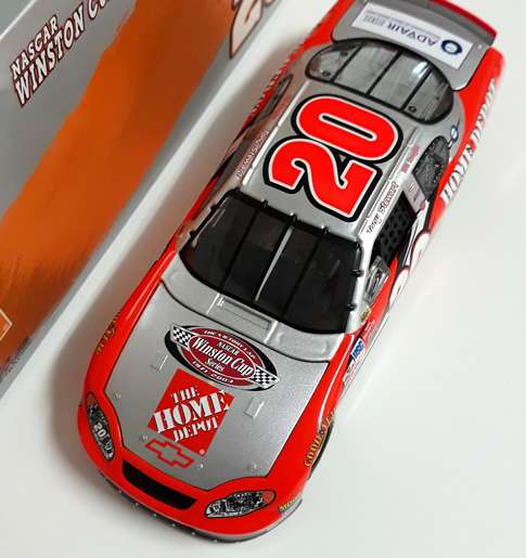 tony stewart sprint car diecast