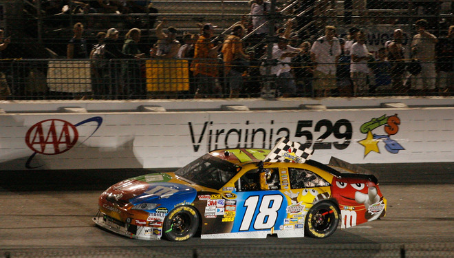 2010 Kyle Busch #18 M&M's - Richmond Win / Raced Diecast