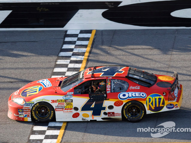 2010 Tony Stewart #4 Oreo Ritz - Daytona Win / Raced Diecast