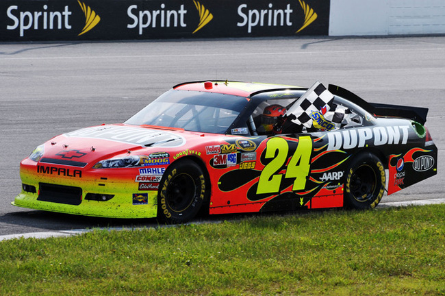 2011 Jeff Gordon #24 Dupont - Pocono Win / Raced Diecast