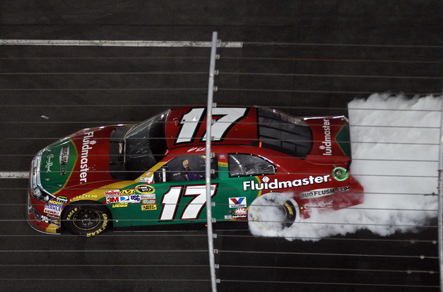 2011 Matt Kenseth #17 Fluidmaster - Charlotte Win / Raced Diecast