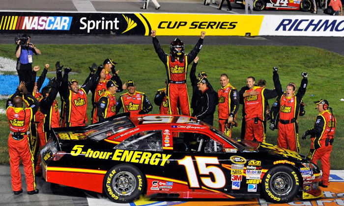 2012 Clint Bowyer #15 5-hour ENERGY - Richmond Win / Raced Diecast