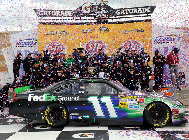 2012 Denny Hamlin #11 FedEx Ground - Kansas Win / Raced Diecast