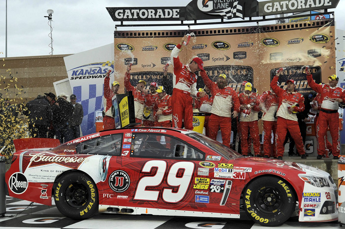 2013 Kevin Harvick #29 Budweiser - Kansas Win / Raced Diecast