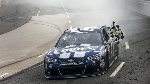2013 Jimmie Johnson #48 Lowe's - Martinsville Win / Raced Diecast