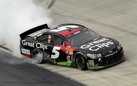 2013 Kasey Kahne #5 Great Clips - Bristol Win / Raced Diecast
