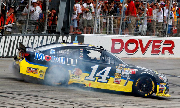 2013 Tony Stewart #14 Code 3 - Dover Win / Raced Diecast
