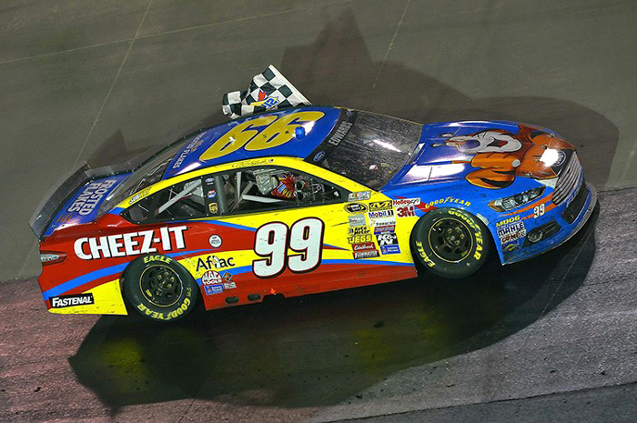 2014 Carl Edwards #99 Kellogg's - Bristol Win / Raced Diecast
