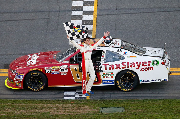 2016 Chase Elliott #88 TaxSlayer.com - Daytona Win / Raced Diecast