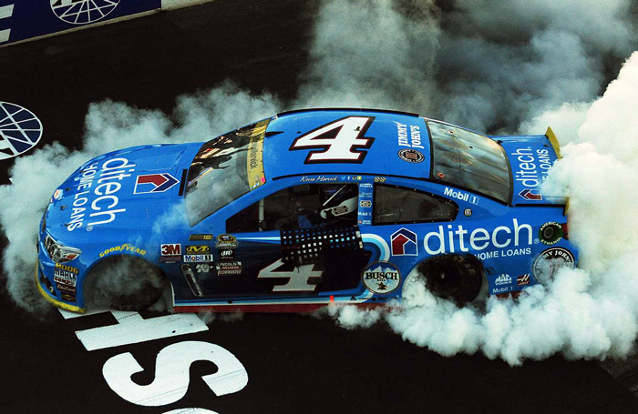 2016 Kevin Harvick #4 ditech - New Hampshire Win / Raced Diecast