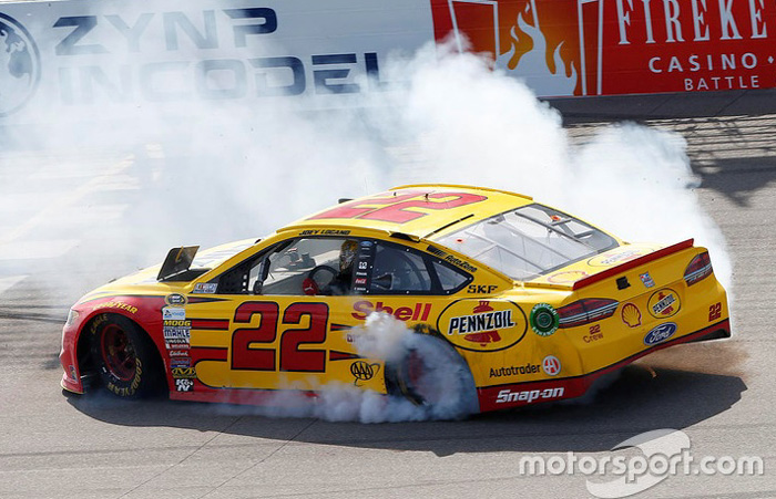 2016 Joey Logano #22 Shell - Michigan Win / Raced Diecast