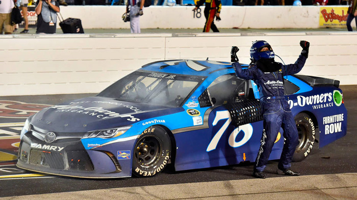 2016 Martin Truex Jr #78 Auto-Owners - Darlington Win / Raced Diecast