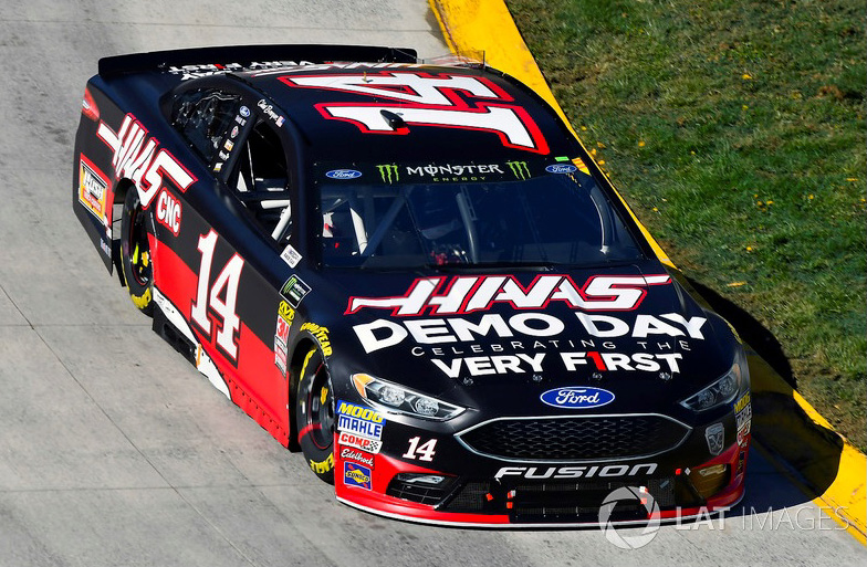 2018 Clint Bowyer #14 HAAS Demo Day - Martinsville Win / Raced Diecast