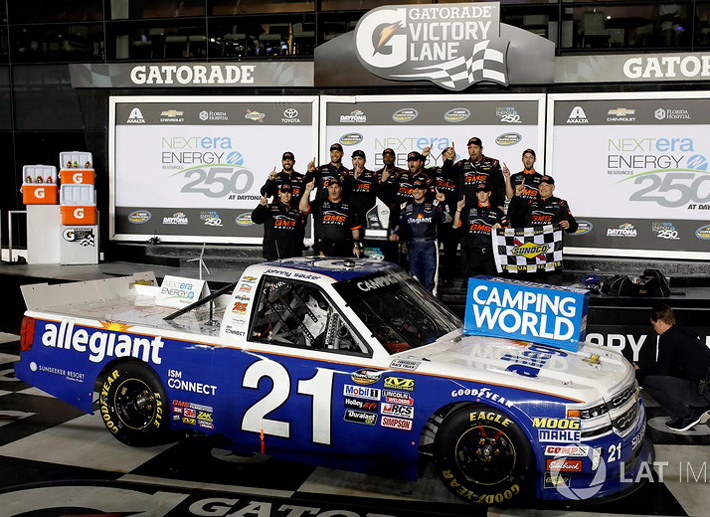 2018 Johnny Sauter #21 Allegiant - Daytona Win / Raced Truck Diecast