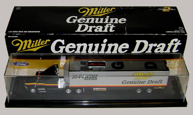 1995 Rusty Wallace #2 Miller Genuine Draft 1/64 Transporter Diecast