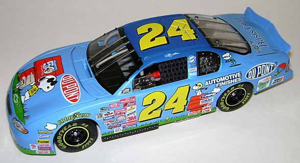 Jeff Gordon #24 Dupont / Peanuts - Elite
