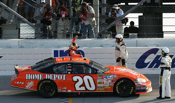 Tony Stewart #20 Chicago Win / Raced
