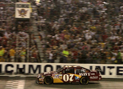 Clint Bowyer #07 BB&T - Richmond Win / Raced