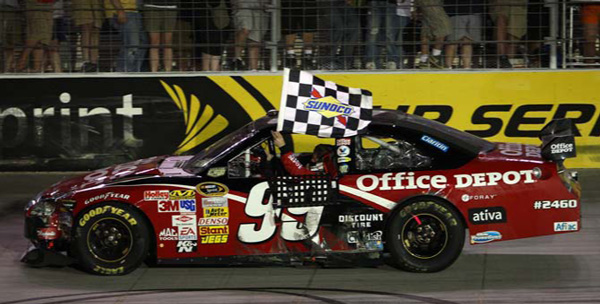 Carl Edwards #99 Bristol Win / Raced
