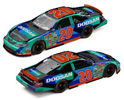 2008 Kyle Busch #20 Doosan - Mexico Win / Raced Version Diecast