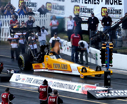 2010 Doug Kalitta - Darrell Gwynn Tribute / NHRA Top Fuel Diecast