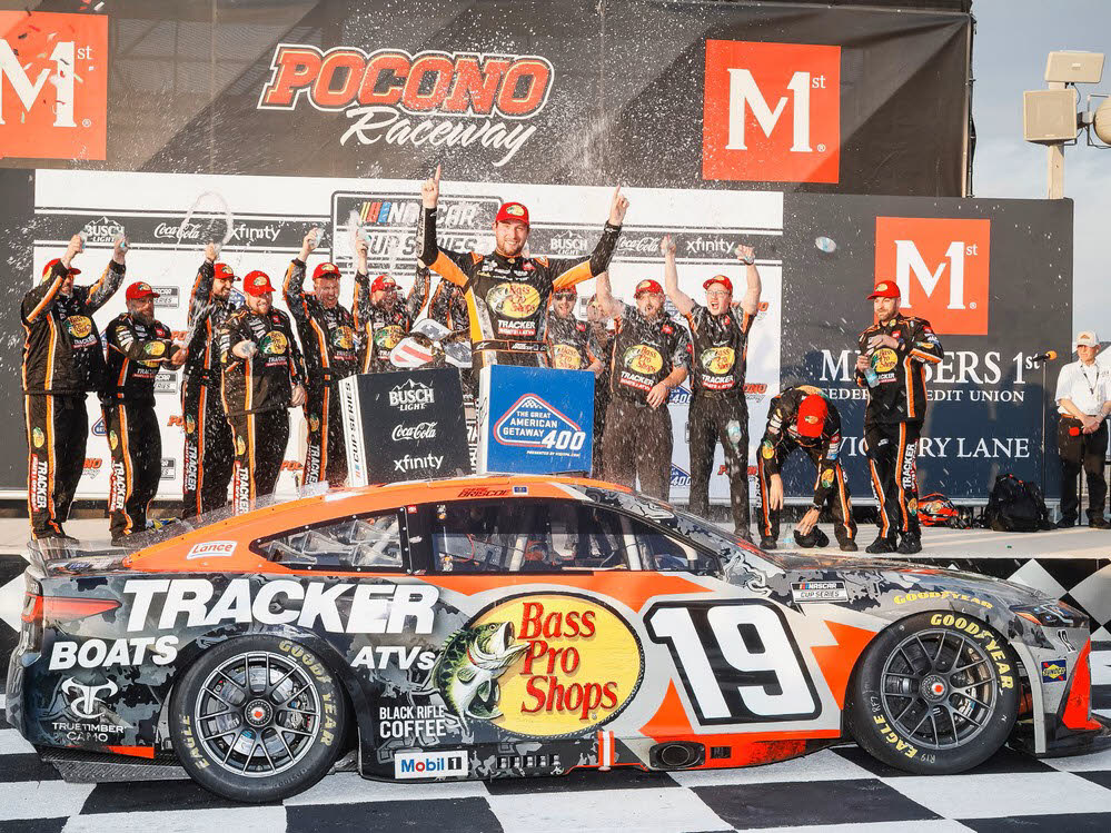 2025 Chase Briscoe #19 Bass Pro Shops - Pocono Win / Raced 1/64 Diecast
