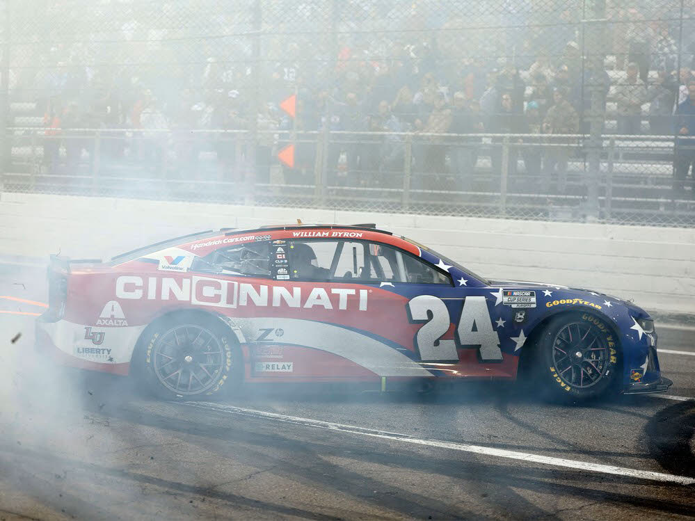 2025 William Byron #24 Cincinnati - Martinsville Win / Raced 1/64 Diecast