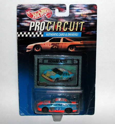 1992 Richard Petty #43 STP 1/64 Diecast
