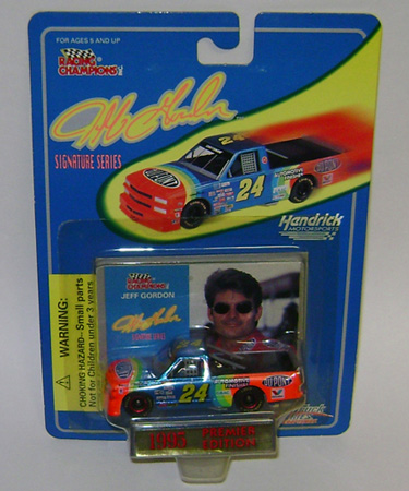 1995 Jeff Gordon #24 Dupont 1/64 Truck Diecast