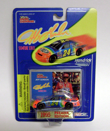 1995 Jeff Gordon #24 Dupont - Signature Series