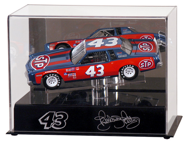 Richard Petty #43 Diecast Display Case