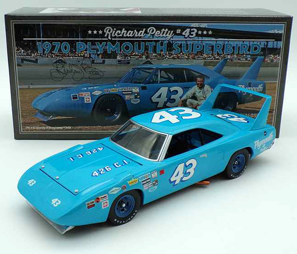 1970 Richard Petty #43 Plymouth Superbird 1/24 Diecast