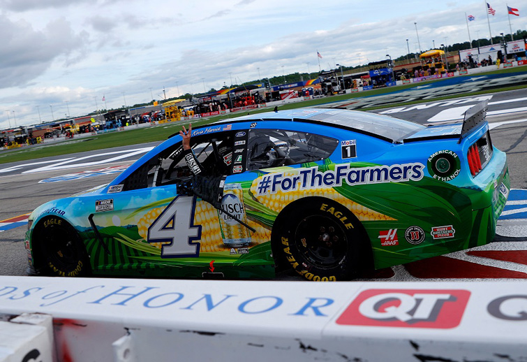 2020 Kevin Harvick #4 Busch Light #ForTheFarmers - Atlanta Win / Raced 1/24 Diecast