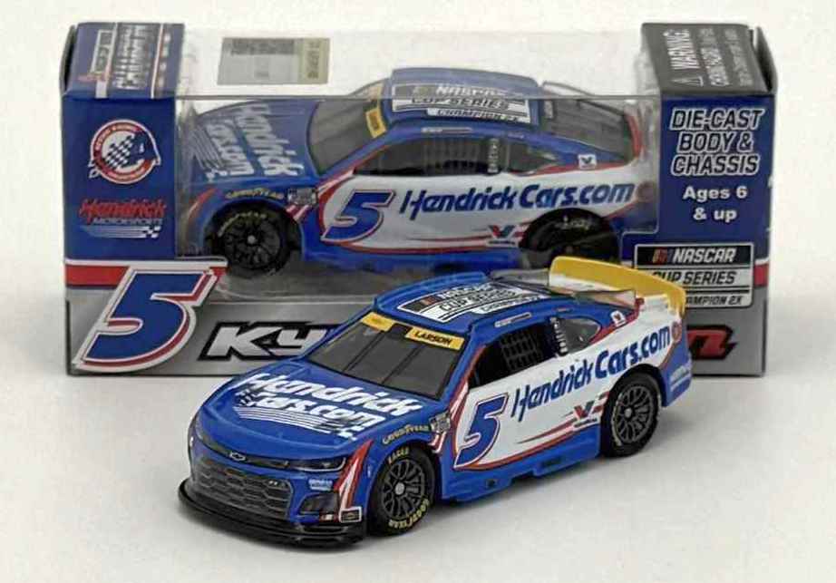 2025 Kyle Larson #5 HendrickCars.com 2x NASCAR Champion 1/64 Diecast
