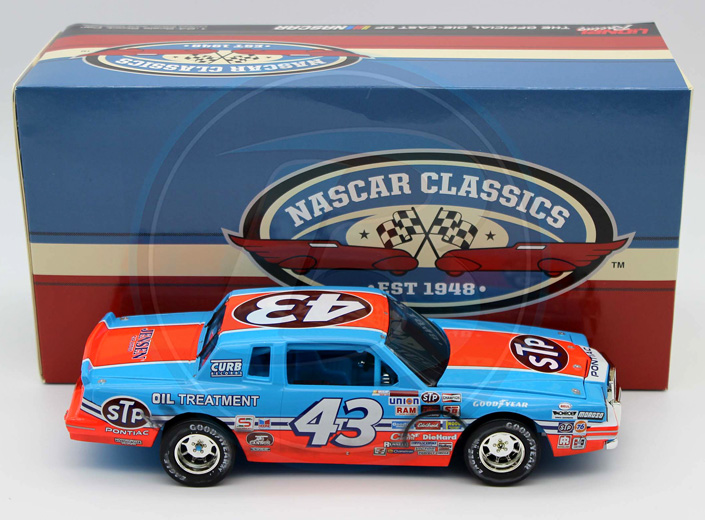 Richard petty diecast car outlet