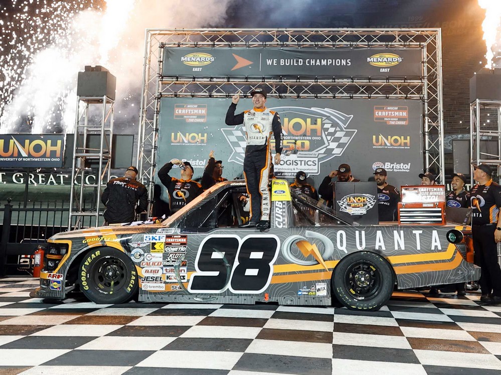 2026 Jake Garcia #98 Quanta Services - Bristol Win / Raced Truck 1/64 Diecast