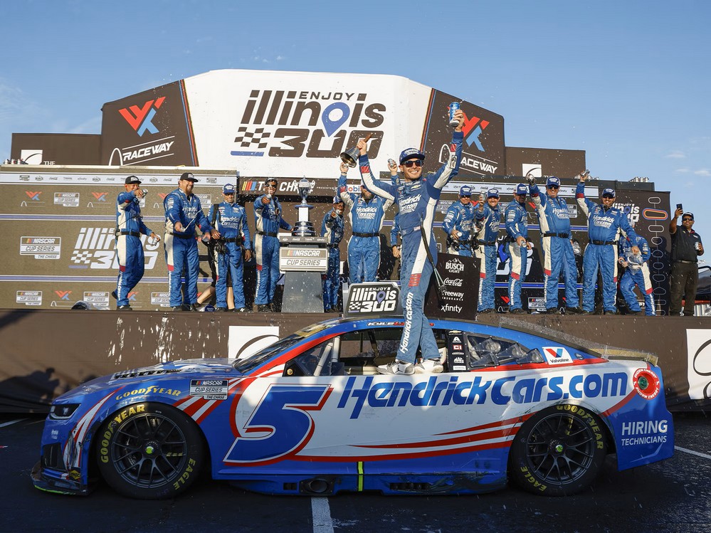 2026 Kyle Larson #5 HendrickCars.com - WWT Gateway Win / Raced 1/24 Diecast