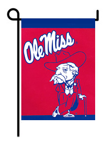 University of Mississippi / Ole Miss - NCAA College Garden Flag