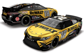 2022 Kyle Busch #18 DEWALT 1/24 Diecast