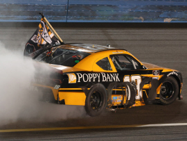 2021 Daniel Hemric #18 Poppy Bank - Phoenix Win / Raced 1/24 Diecast