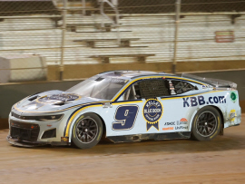 2022 Chase Elliott #9 Kelley Blue Book - Bristol Dirt / Raced 1/64 Diecast