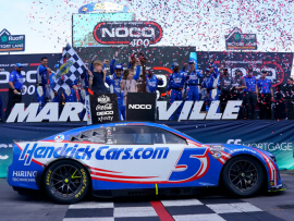 2023 Kyle Larson #5 HendrickCars.com - Martinsville Win / Raced 1/24 Diec