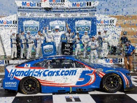 2025 Kyle Larson #5 HendrickCars.com - Kansas Win / Raced 1/24 Diecast