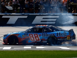 2025 Kyle Larson #88 Blues Hog - Texas Win / Raced 1/24 Diecast