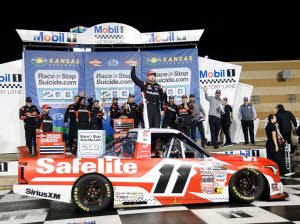 2026 Kaden Honeycutt #11 Safelite - Kansas Win / Raced Truck 1/24 Diecast