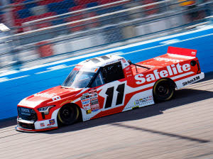 2026 Kaden Honeycutt #11 Safelite - Phoenix Win / Raced Truck 1/24 Diecast