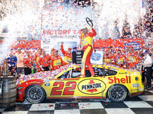 2026 Joey Logano #22 Shell-Pennzoil - North Wilkesboro Win / Raced 1/24 Diecast
